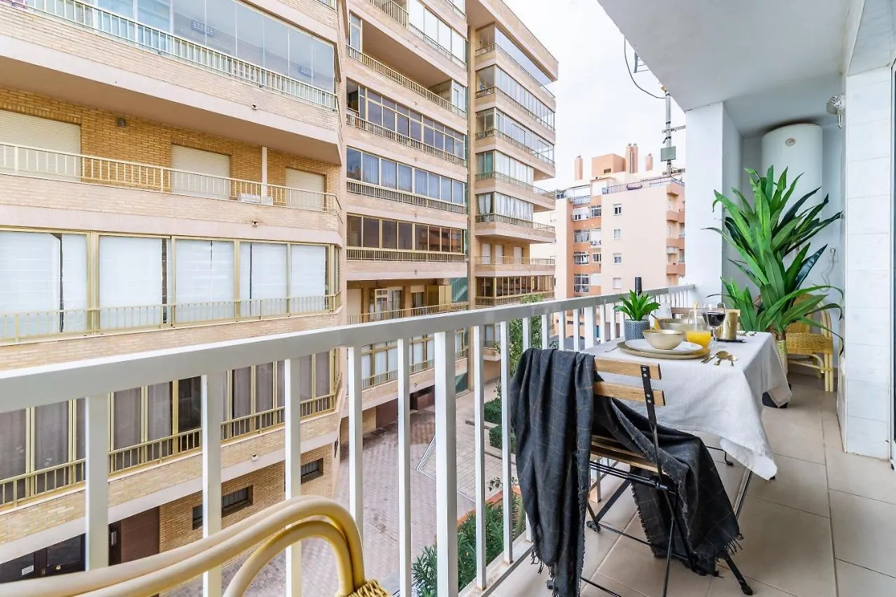 Fuengirola Paseo Maritimo Deluxe Apartment By The Beach